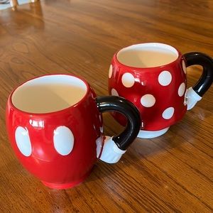 Mickey and Minnie Mouse coffee cups, Disney 100 yr. Set, NWOT.